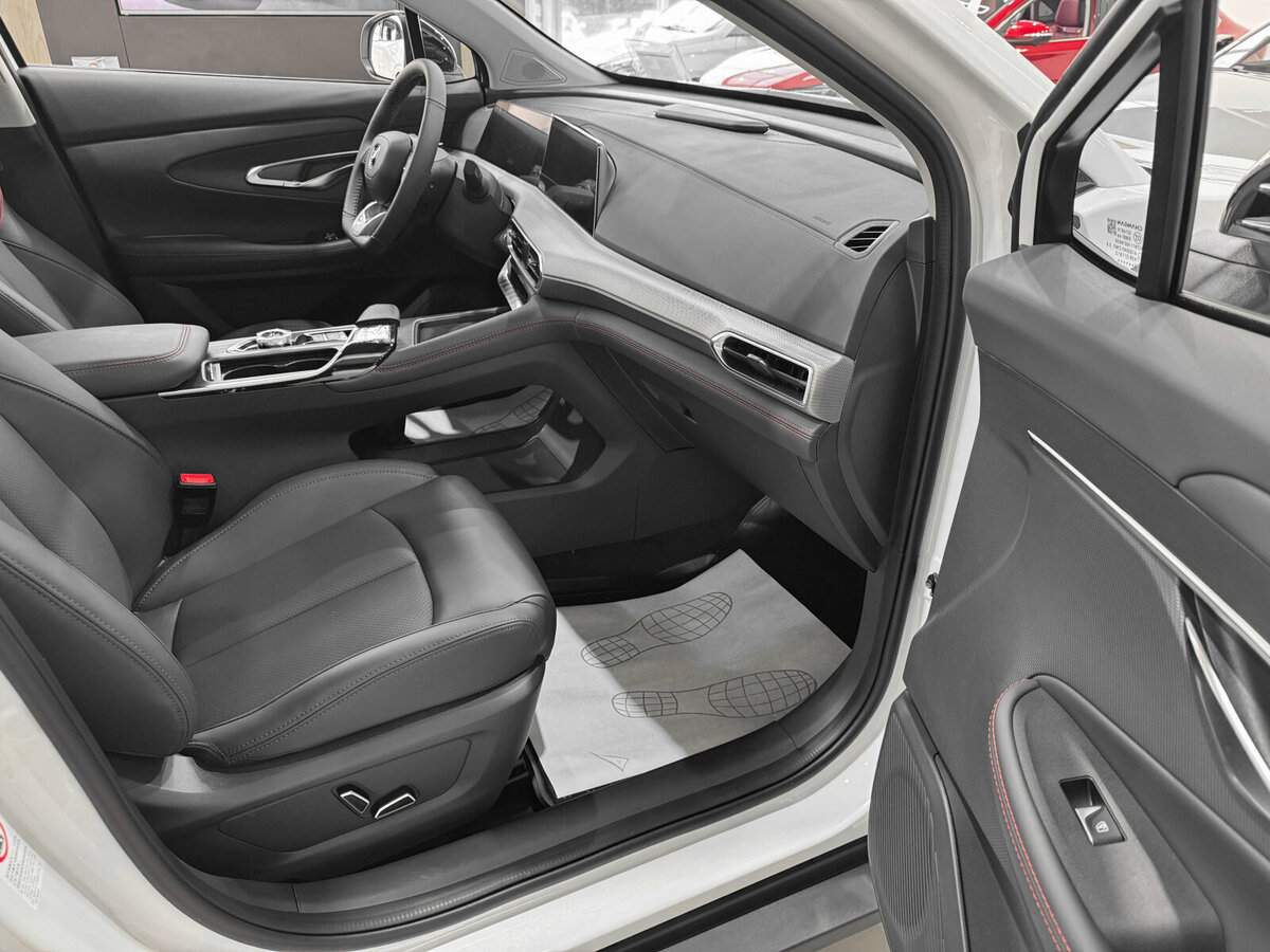 Changan UNI-T 2024 года с пробегом. Фото: #12