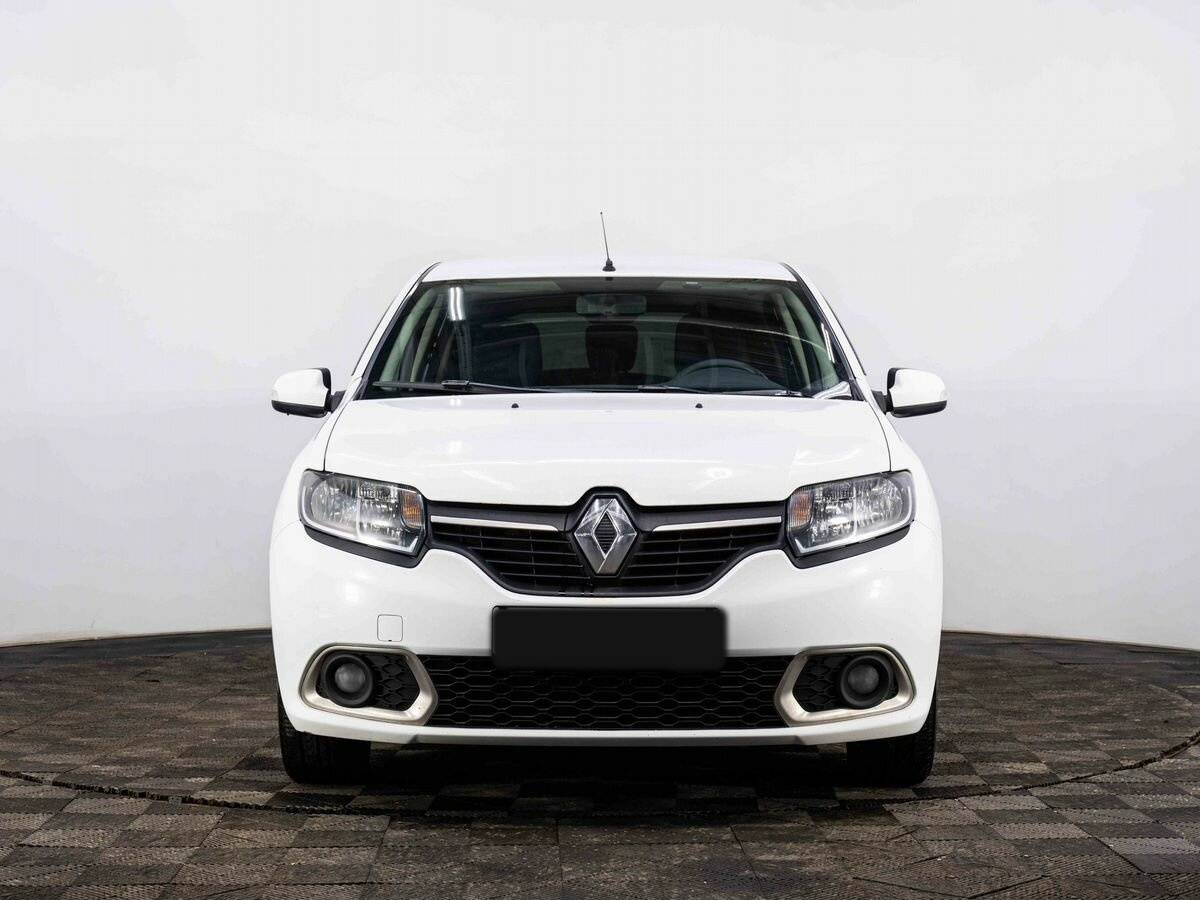 Б/У Рено Сандеро 2016 года. Фото: #1