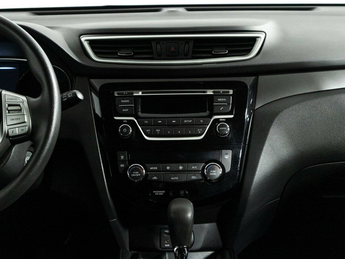 Б/У Ниссан Икс-Трейл 2015 года. Фото: #13