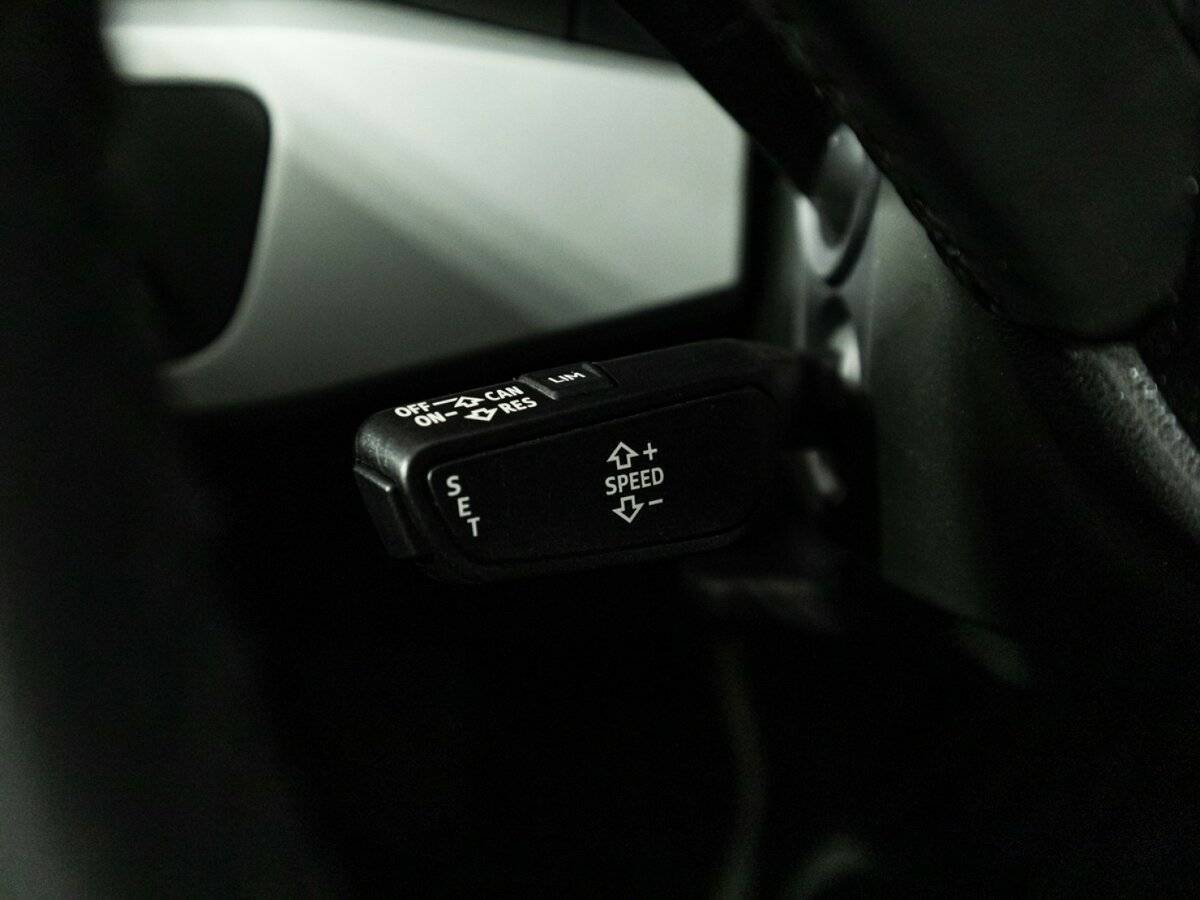 Audi A4 2020 года с пробегом. Фото: #20