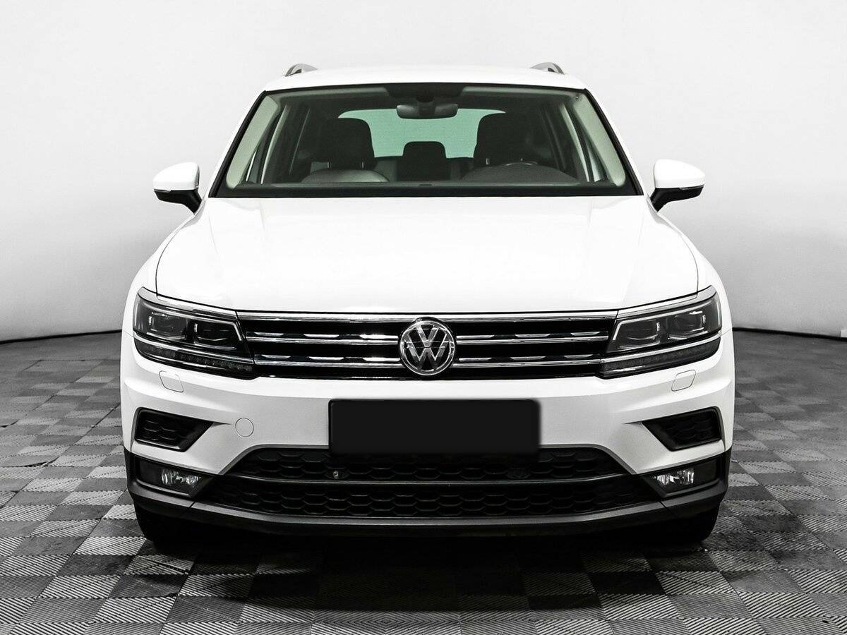 Volkswagen Tiguan 2018 года с пробегом. Фото: #1
