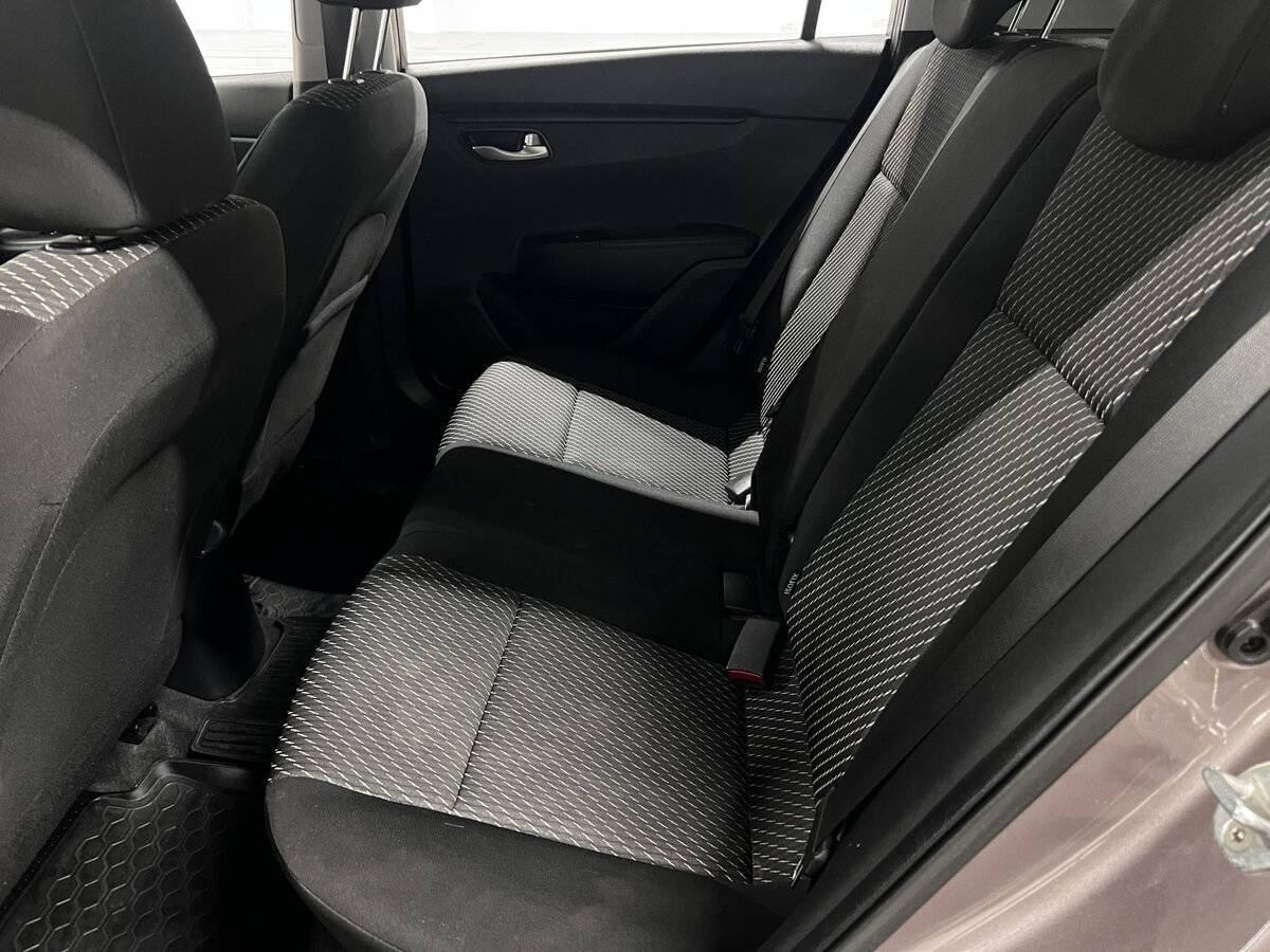 Б/У Киа Рио 2019 года. Фото: #11