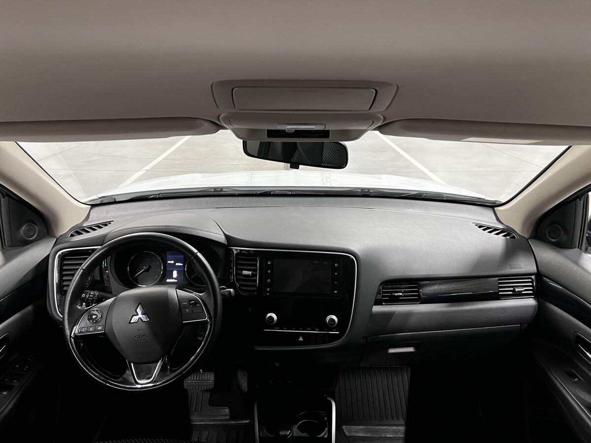 Mitsubishi Outlander 2021 года с пробегом. Фото: #13