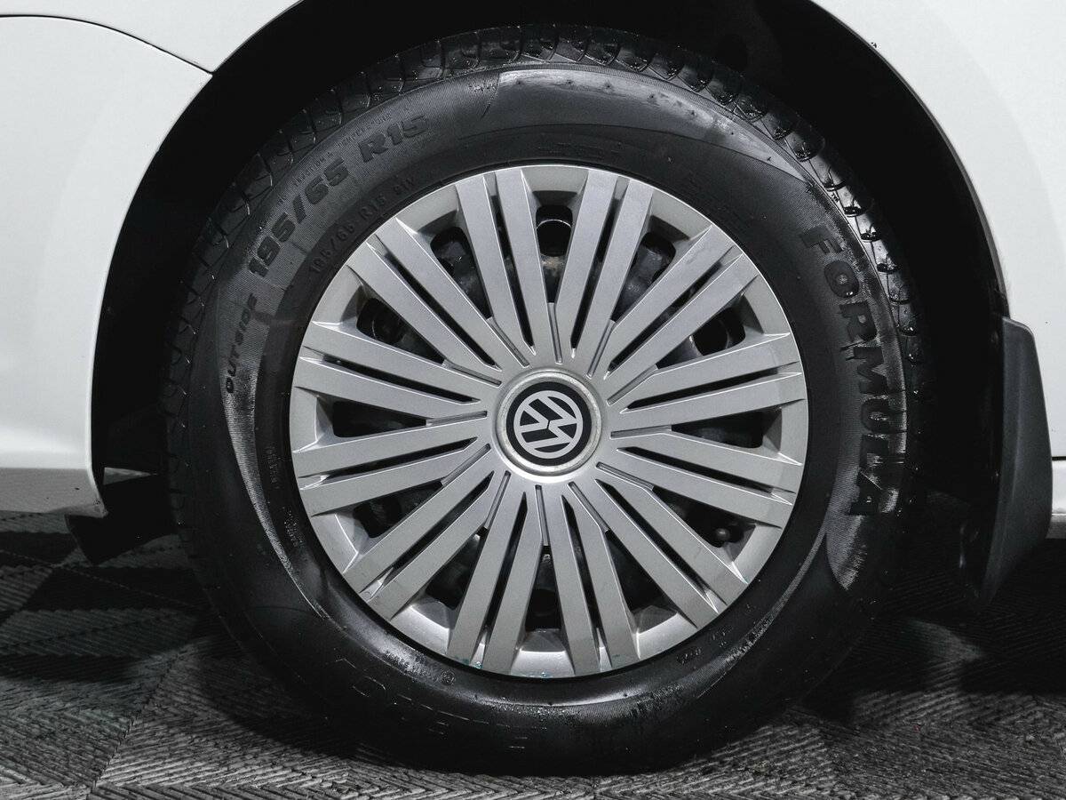 Б/У Фольксваген Джетта 2016 года. Фото: #13