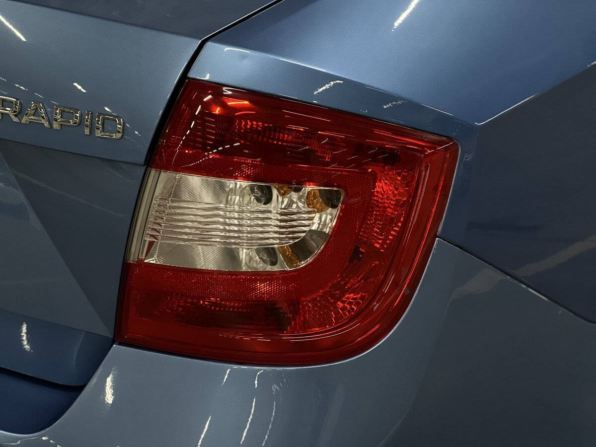 Б/У Шкода Рапид 2016 года. Фото: #8