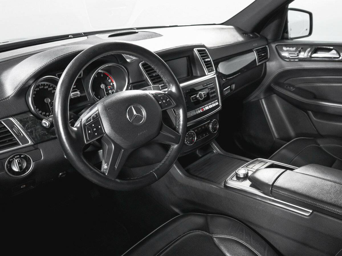 Mercedes-Benz M-Класс 2013 года с пробегом. Фото: #12