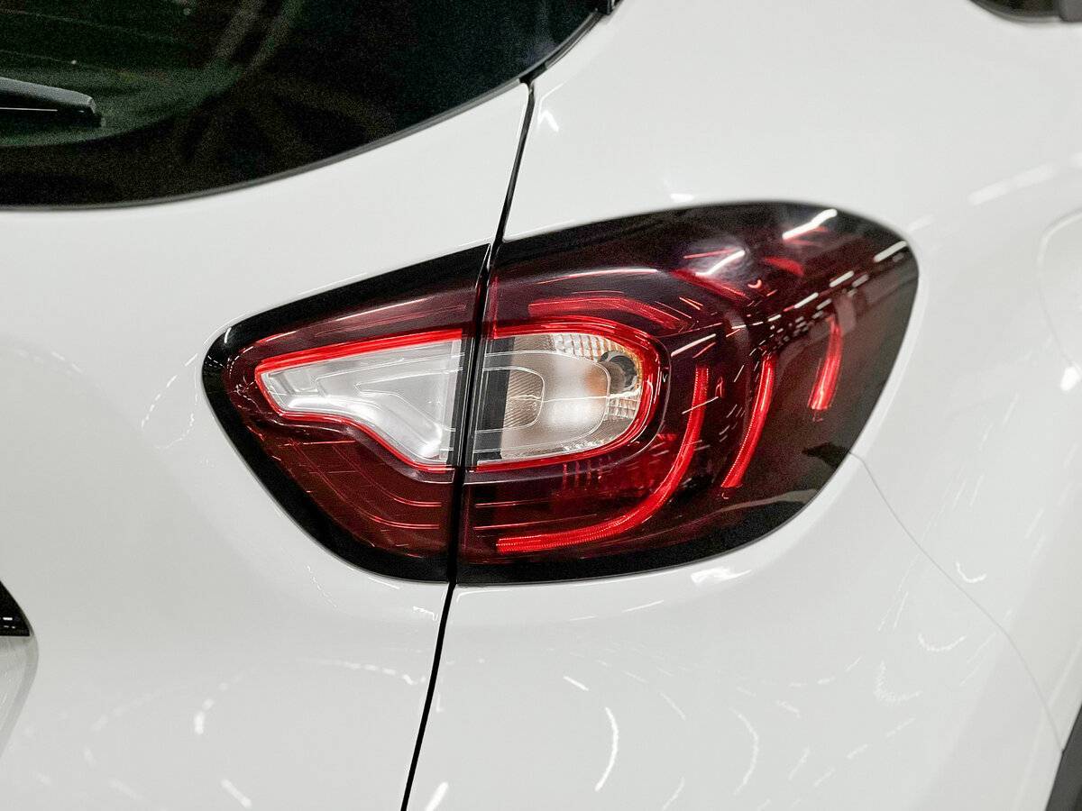 Б/У Рено Каптюр 2019 года. Фото: #8