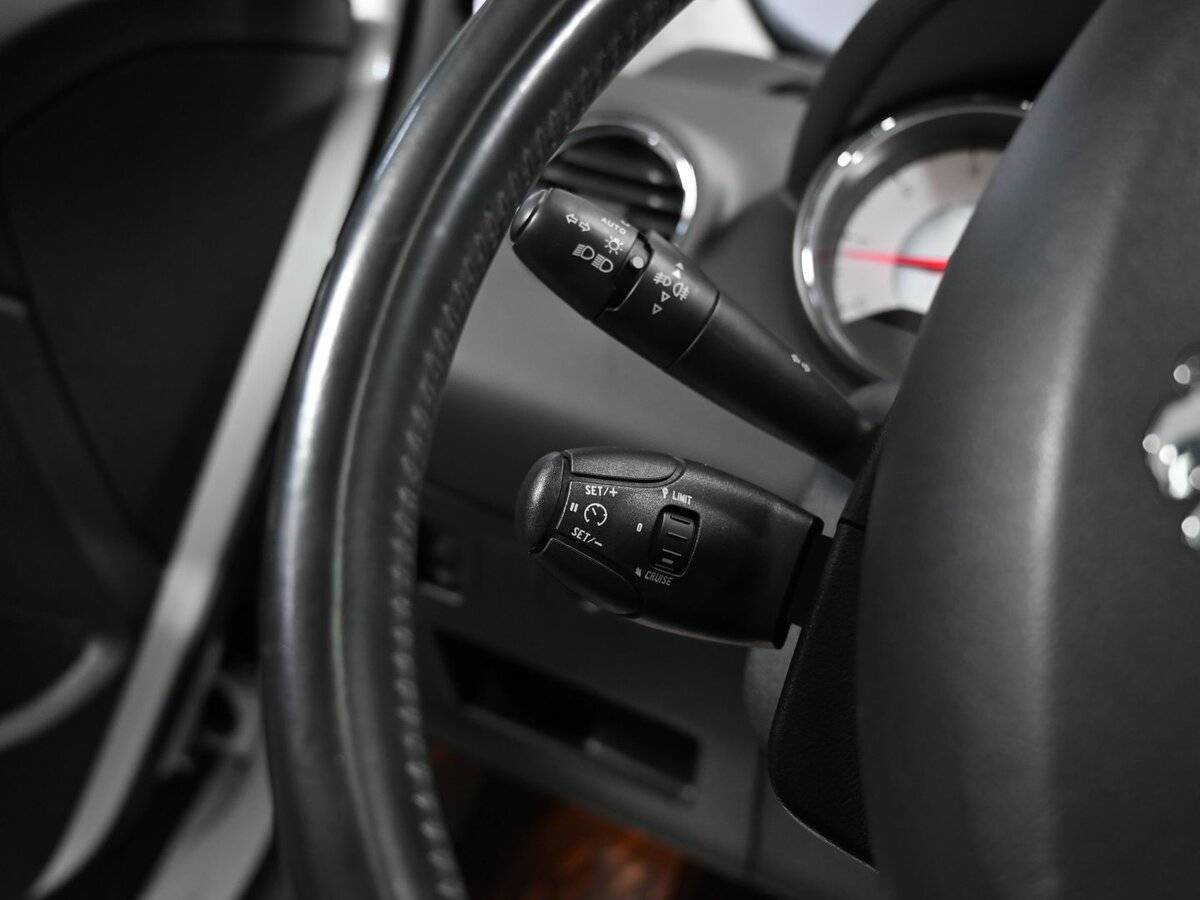 Б/У Пежо 308 2012 года. Фото: #7