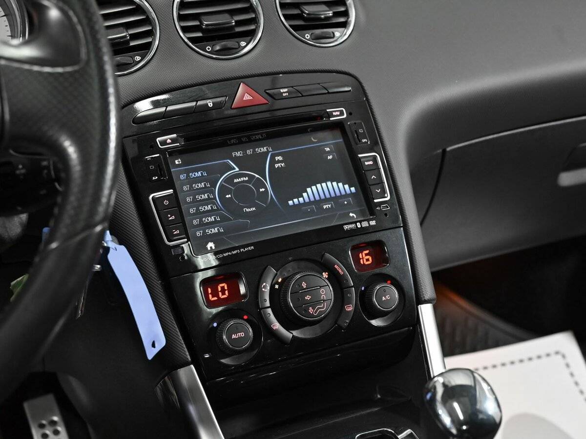 Б/У Пежо 308 2012 года. Фото: #9