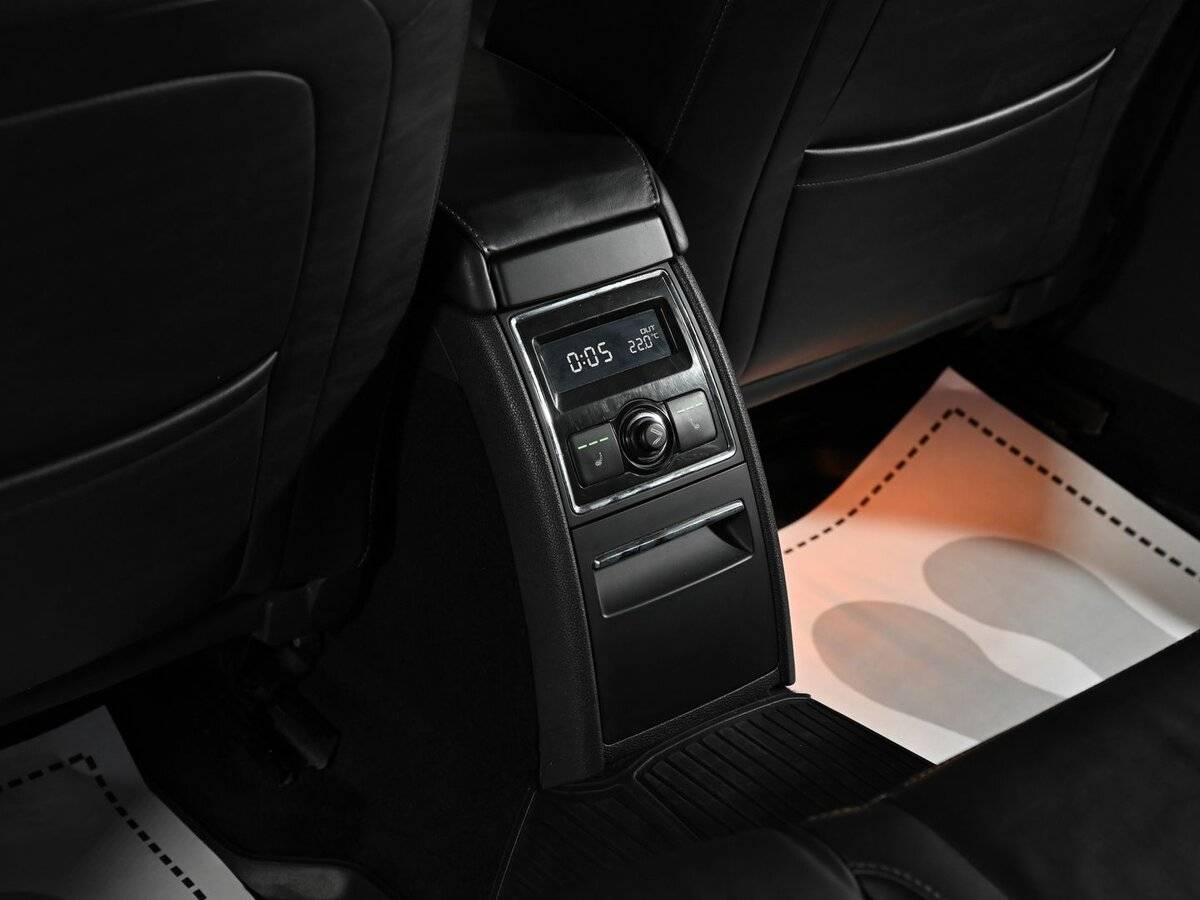 Б/У Шкода Суперб 2013 года. Фото: #14