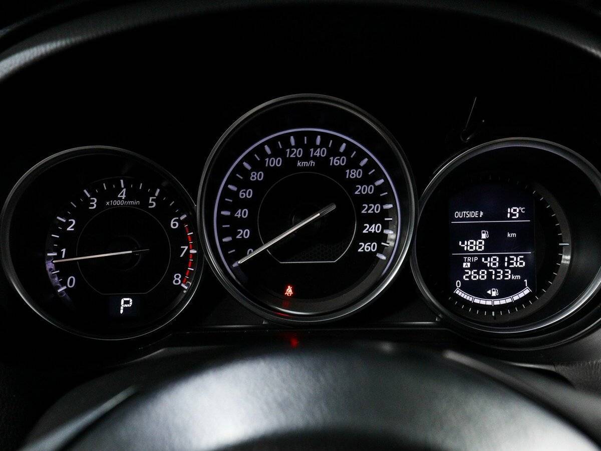 Б/У Мазда 6 2014 года. Фото: #10