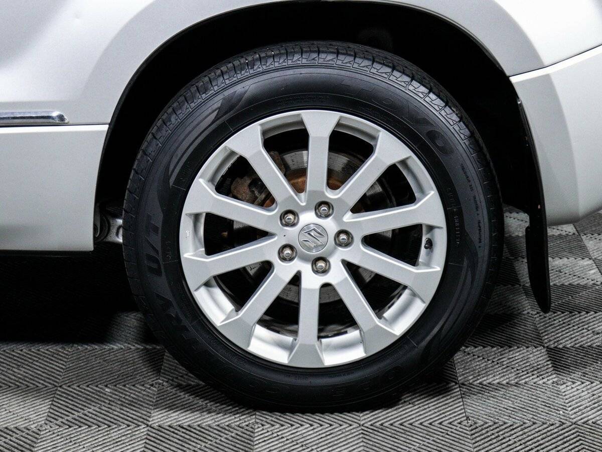 Б/У Сузуки Гранд Витара 2013 года. Фото: #11