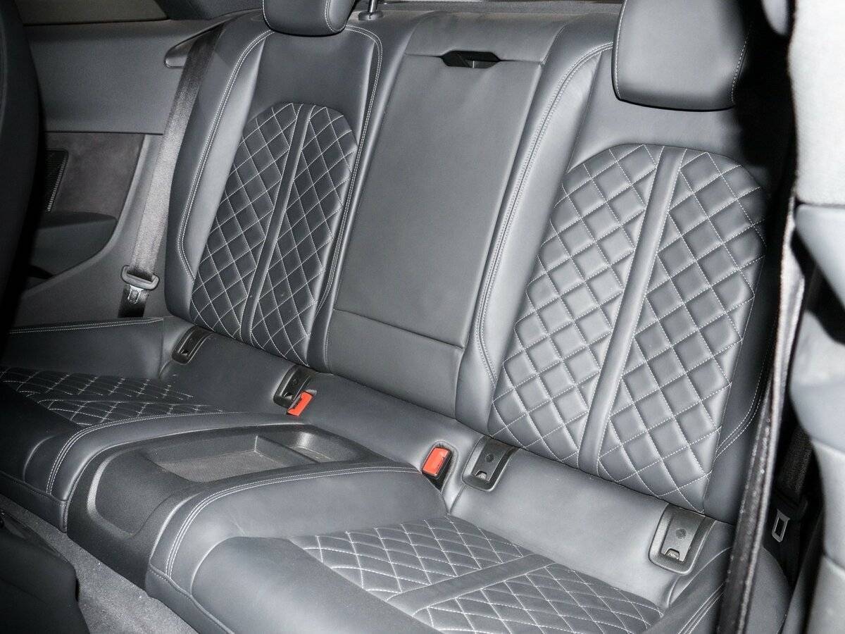 Audi A5 2018 года с пробегом. Фото: #9