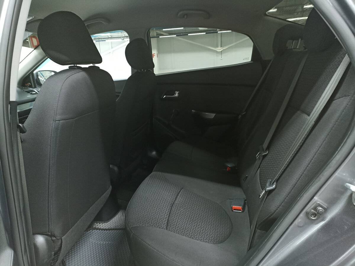 Б/У Киа Рио 2016 года. Фото: #10