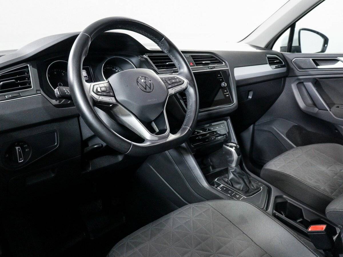 Volkswagen Tiguan 2021 года с пробегом. Фото: #13