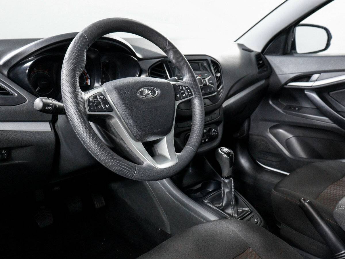 Б/У Лада (ВАЗ) Веста 2018 года. Фото: #10