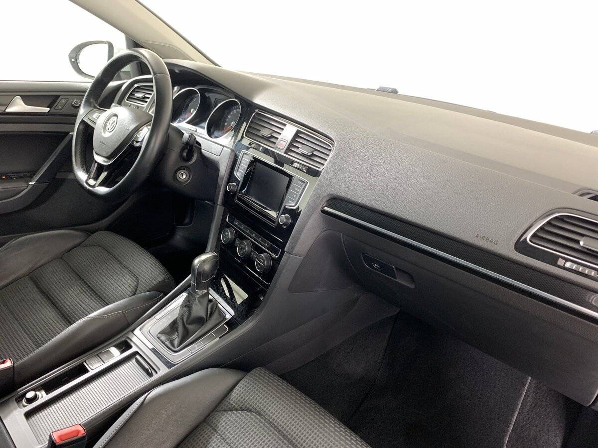 Б/У Фольксваген Гольф 2013 года. Фото: #12