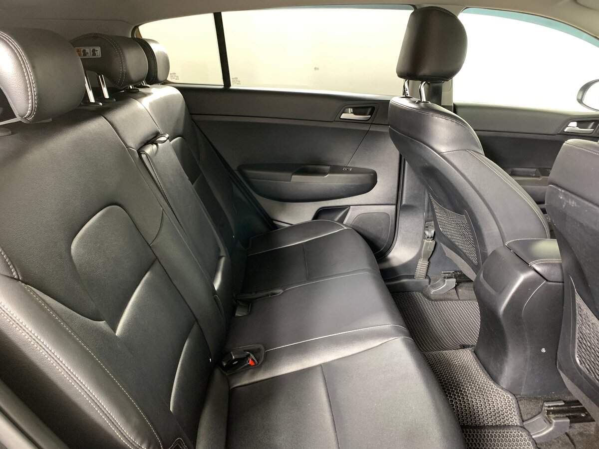 Б/У Киа Спортейдж 2016 года. Фото: #16