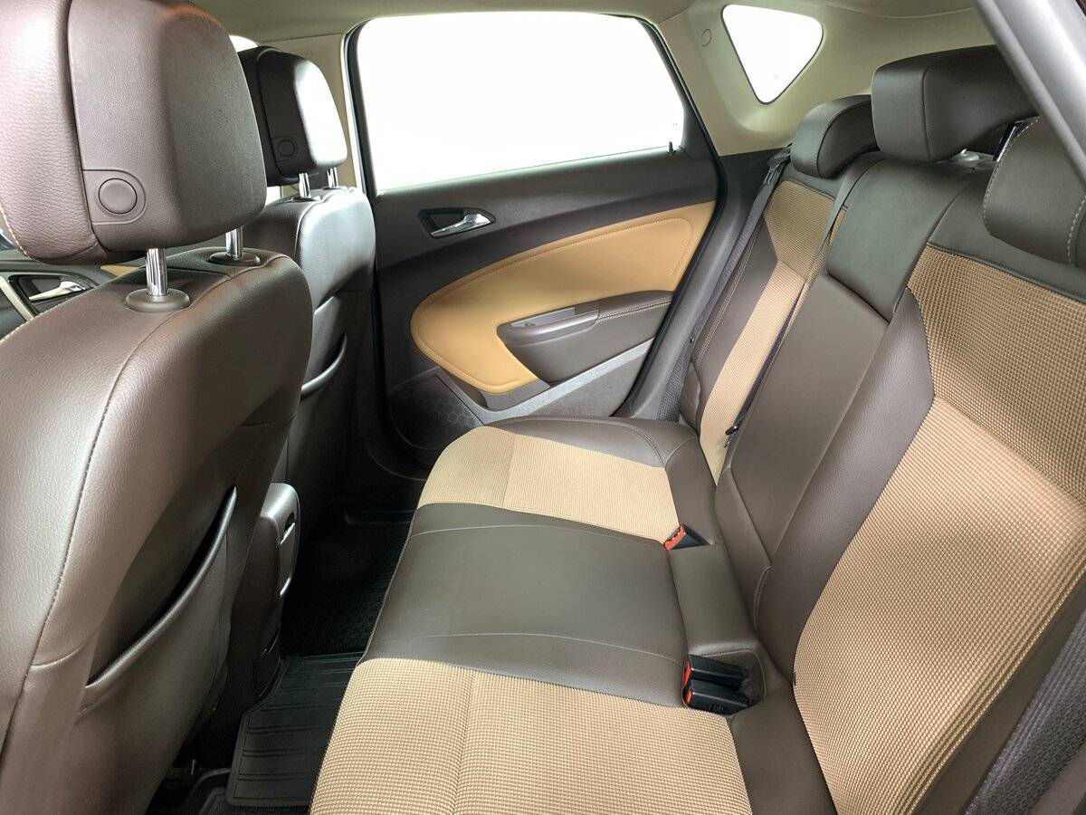 Б/У Опель Астра 2013 года. Фото: #16