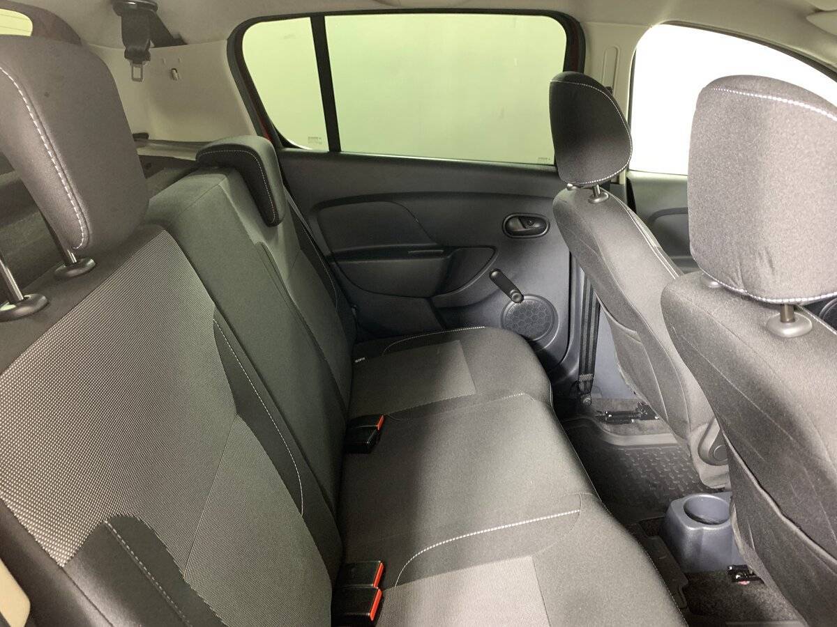 Б/У Рено Сандеро 2021 года. Фото: #16