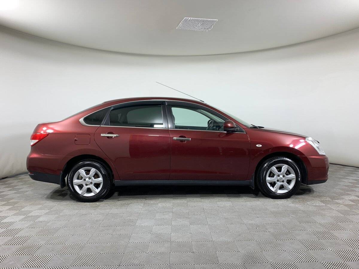 Б/У Ниссан Альмера 2016 года. Фото: #3