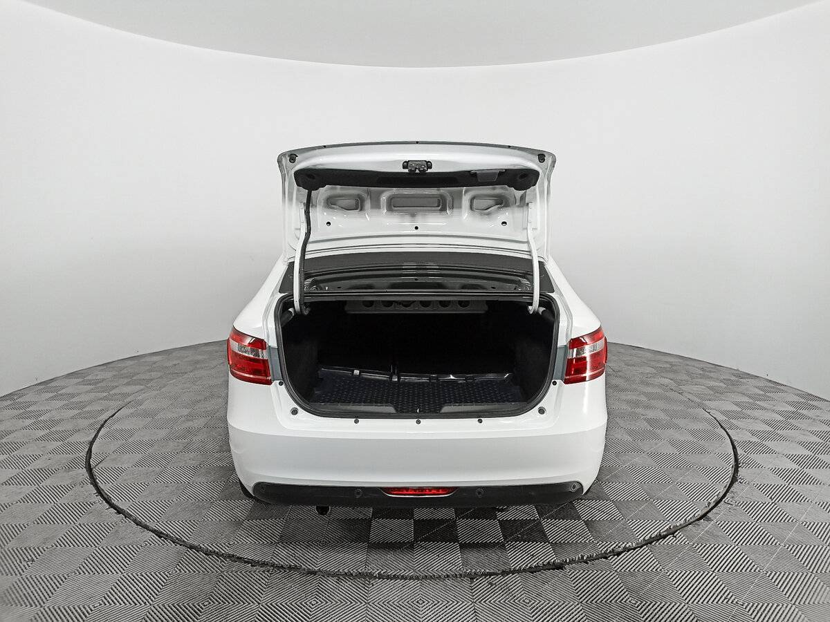 Б/У Лада (ВАЗ) Веста 2021 года. Фото: #9