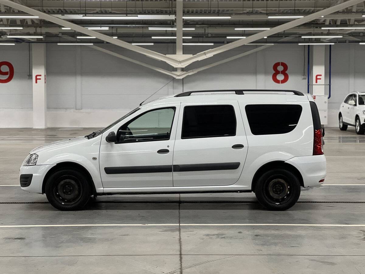 Б/У Лада (ВАЗ) Ларгус 2017 года. Фото: #7