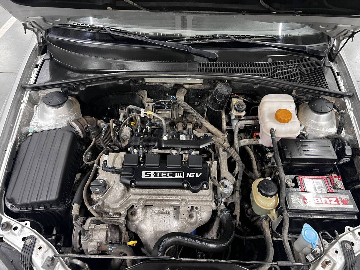 Б/У Дэу Гентра 2013 года. Фото: #8