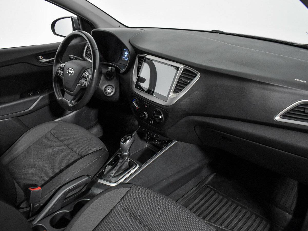 Б/У Хендай Солярис 2017 года. Фото: #12