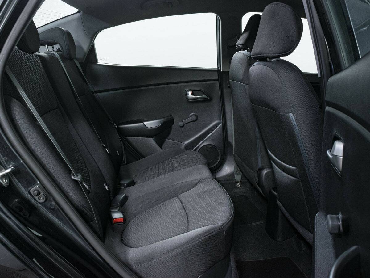 Б/У Киа Рио 2016 года. Фото: #9