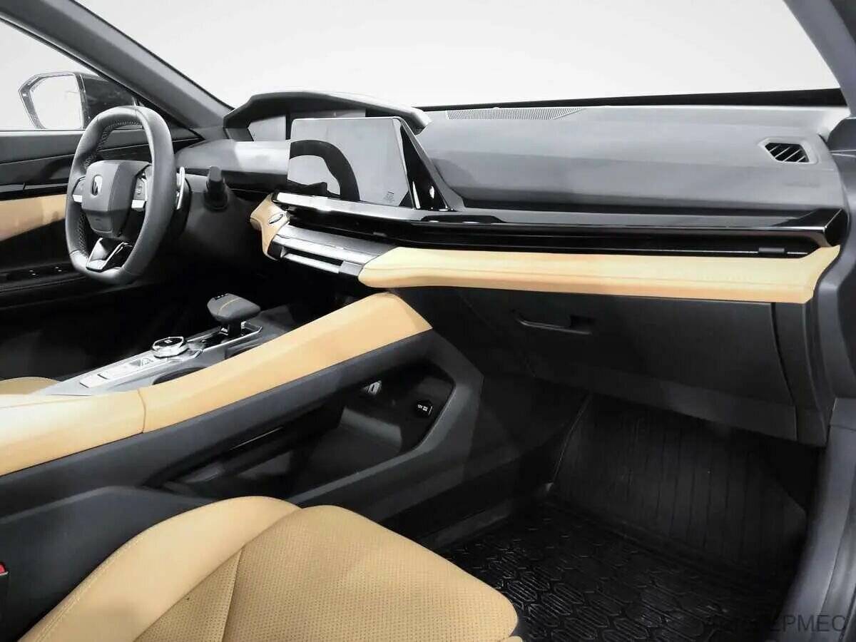 Changan UNI-V 2023 года с пробегом. Фото: #10