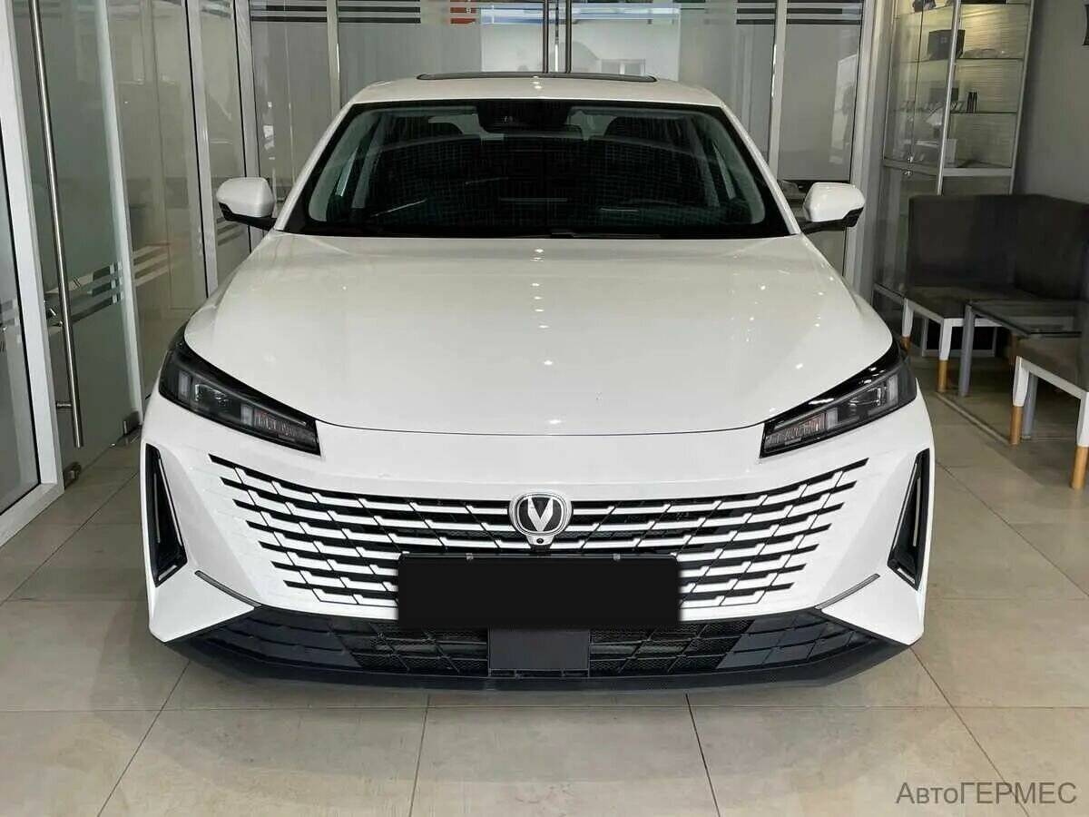 Changan Lamore 2024 года с пробегом. Фото: #1