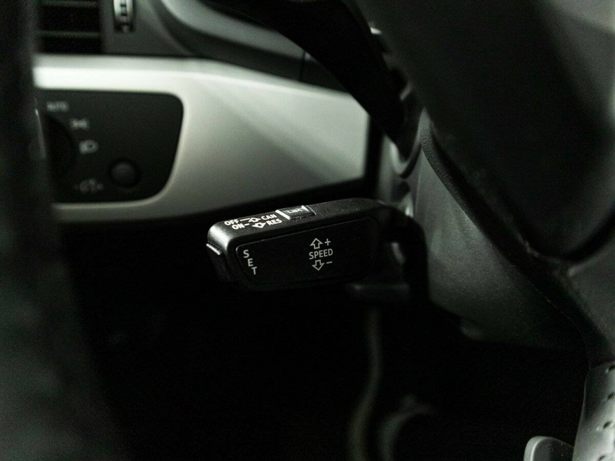 Audi A4 2019 года с пробегом. Фото: #21