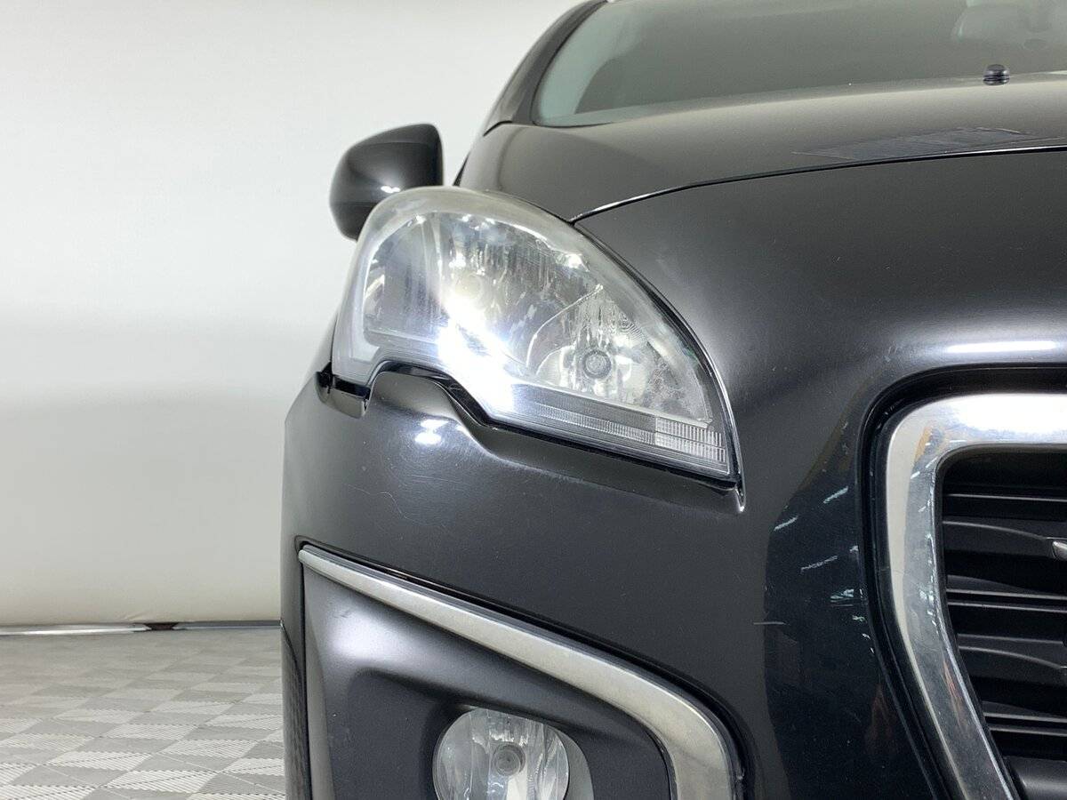 Б/У Пежо 3008 2014 года. Фото: #8