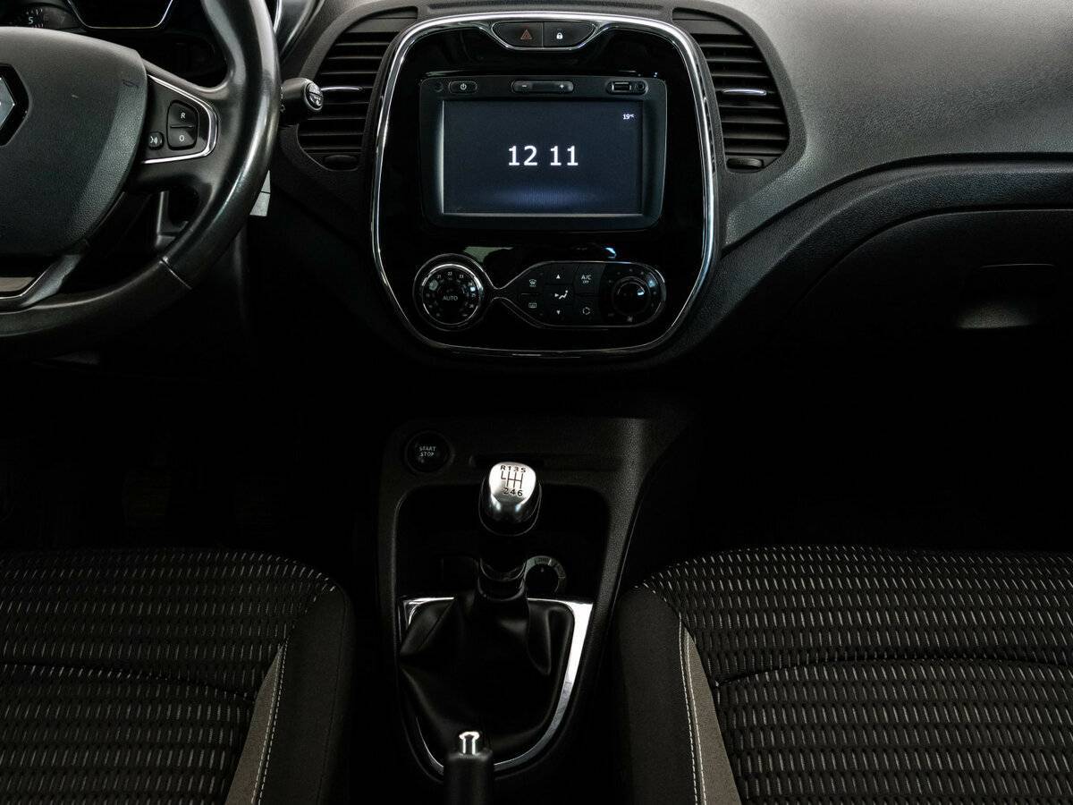 Б/У Рено Каптюр 2017 года. Фото: #12