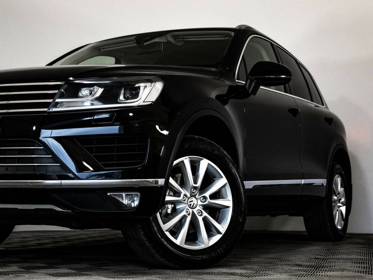 Volkswagen Touareg 2015 года с пробегом. Фото: #1