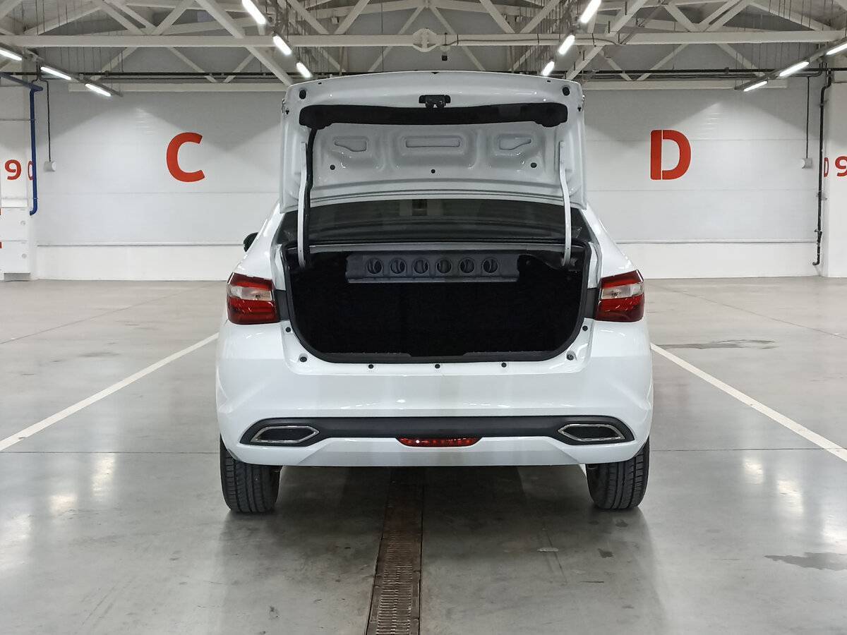 Lada (ВАЗ) Vesta 2023 года с пробегом. Фото: #9