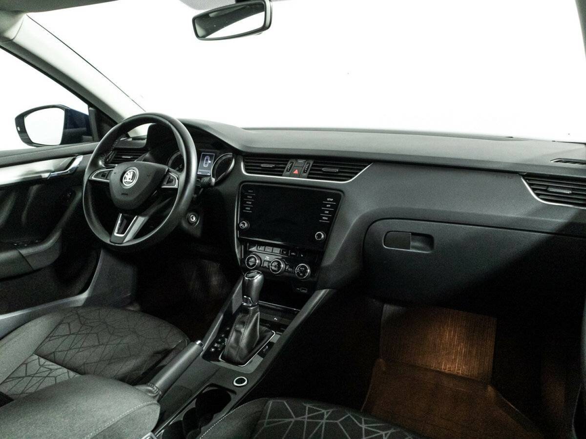 Skoda Octavia 2019 года с пробегом. Фото: #8