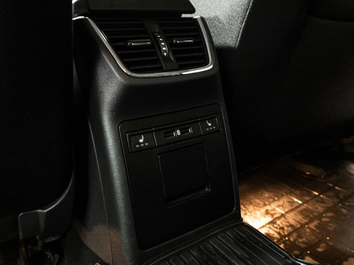 Skoda Octavia 2018 года с пробегом. Фото: #18