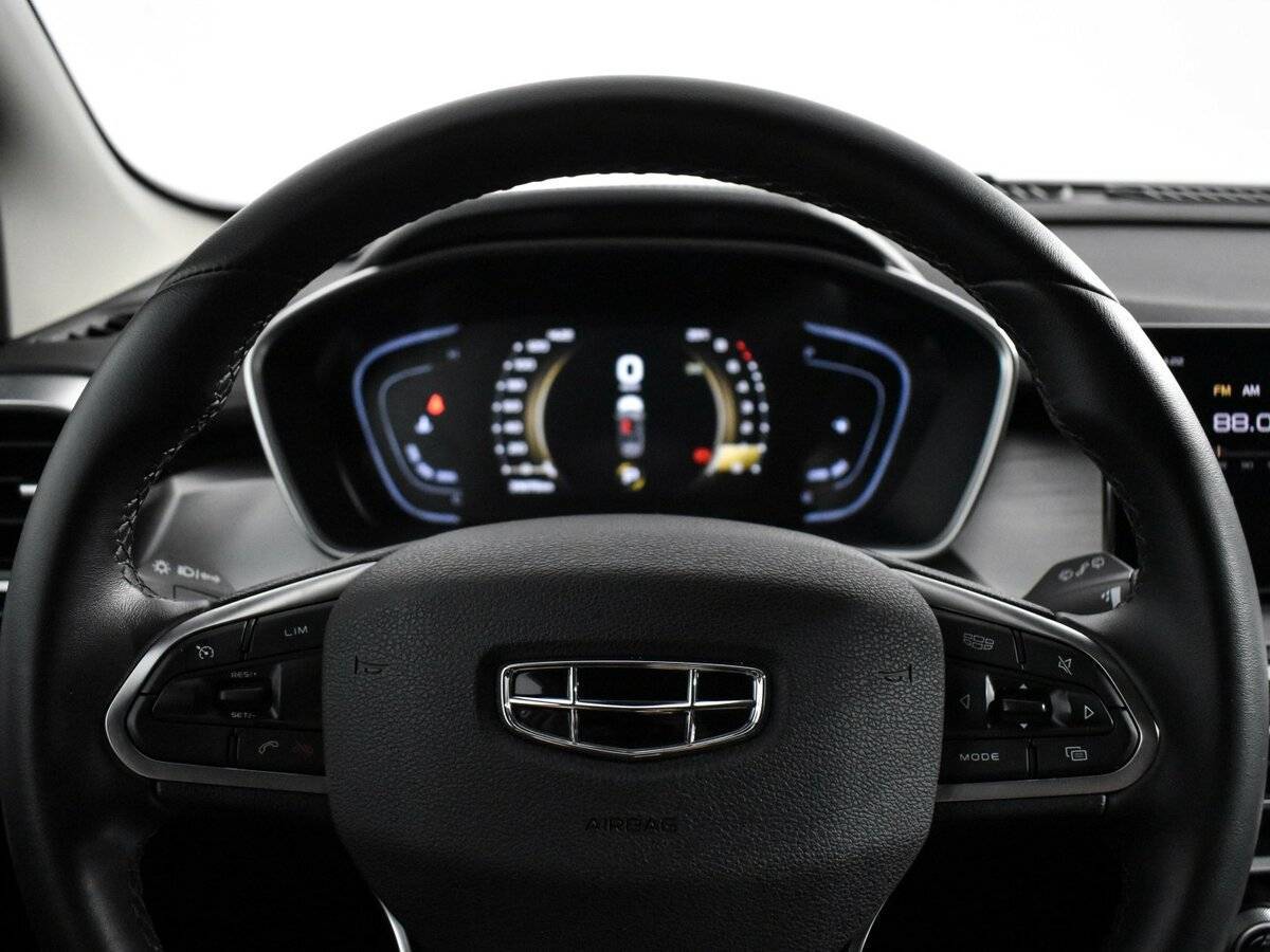 Geely Coolray 2023 года с пробегом. Фото: #19