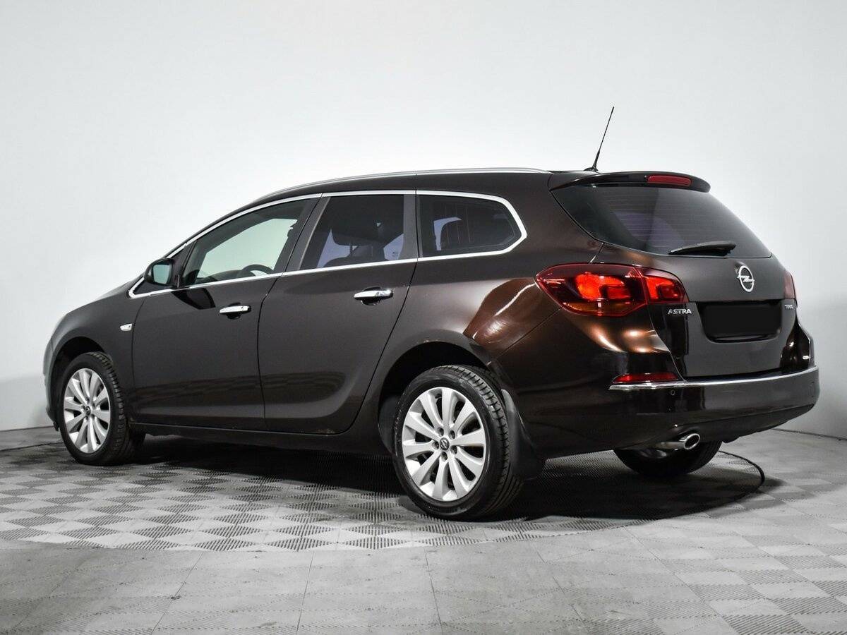 Б/У Опель Астра 2013 года. Фото: #6