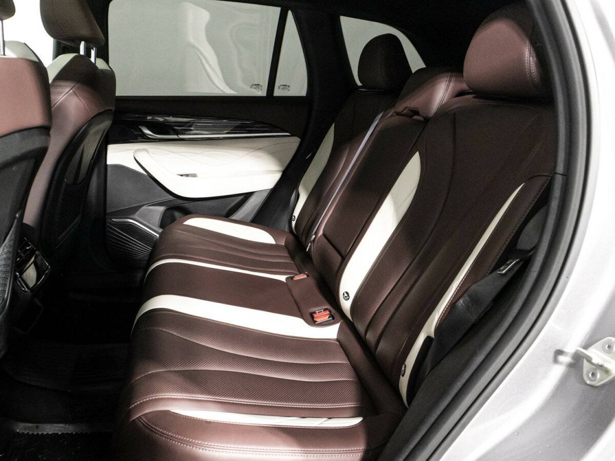 Geely Monjaro 2022 года с пробегом. Фото: #9