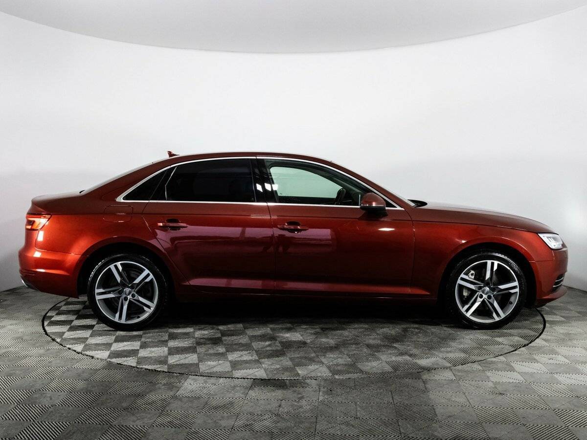 Audi A4 2017 года с пробегом. Фото: #5