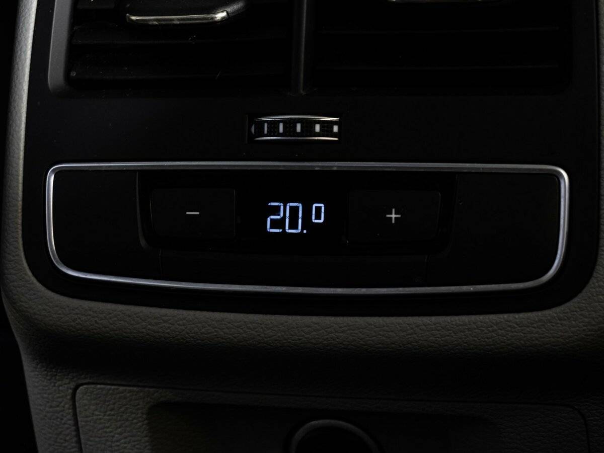 Audi A4 2017 года с пробегом. Фото: #28