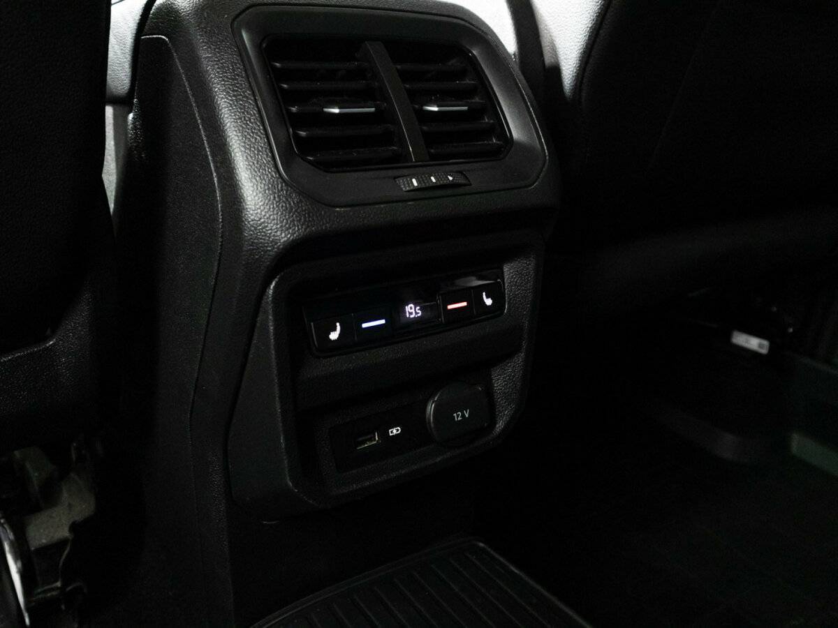 Volkswagen Tiguan 2020 года с пробегом. Фото: #22