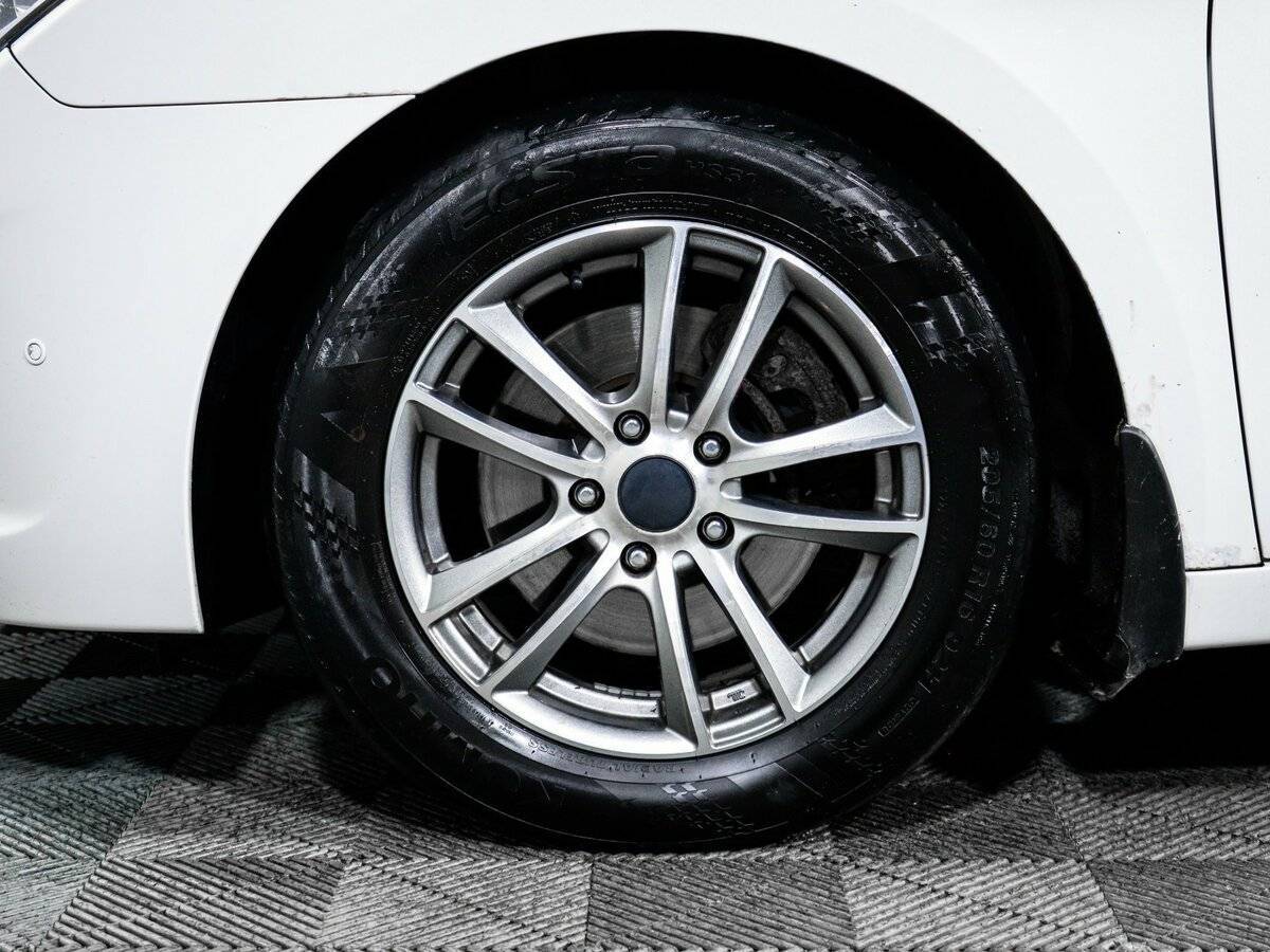 Б/У Хендай ай40 2013 года. Фото: #14