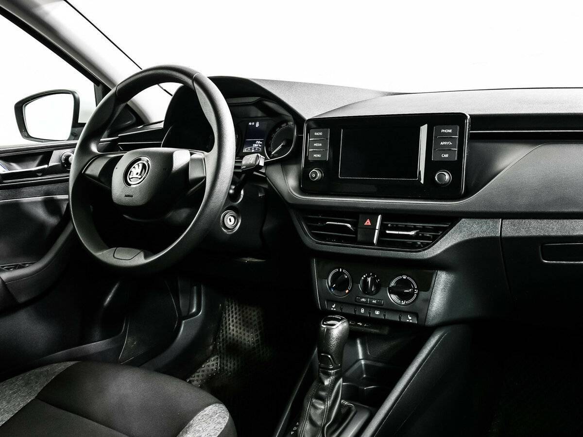 Б/У Шкода Рапид 2021 года. Фото: #8