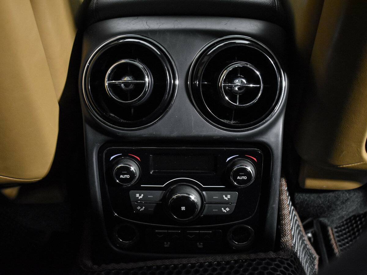 Jaguar XJ 2016 года с пробегом. Фото: #16