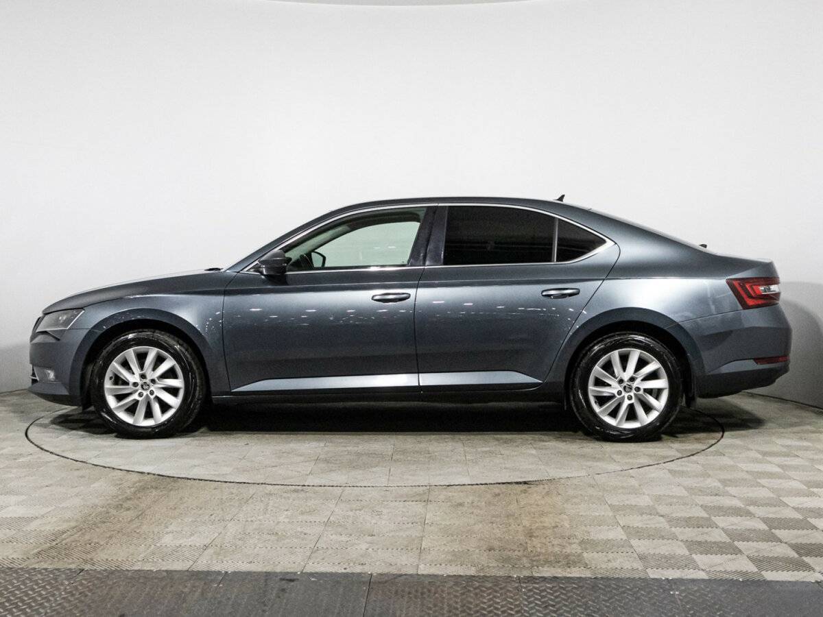 Skoda Superb 2018 года с пробегом. Фото: #7