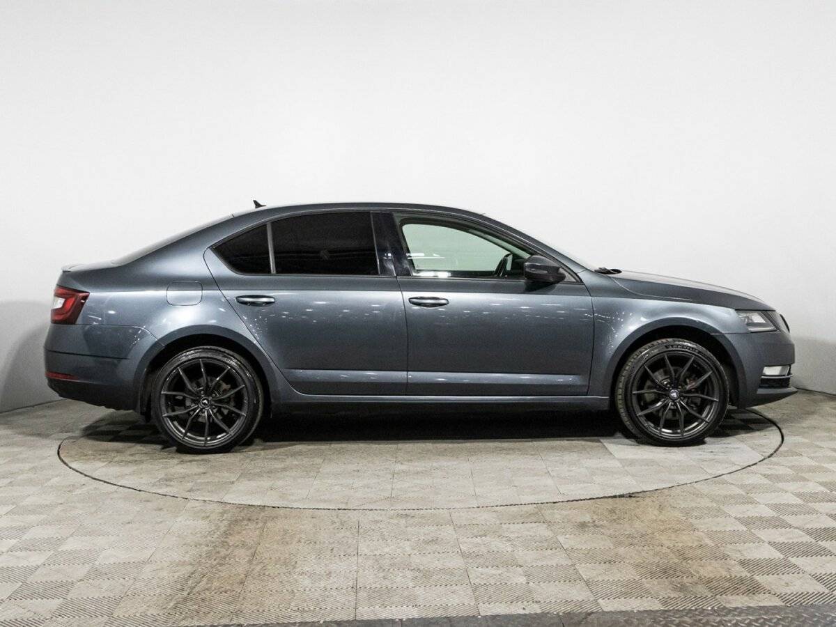 Skoda Octavia 2018 года с пробегом. Фото: #3